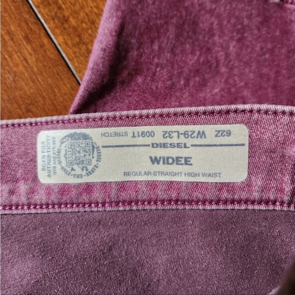 Diesel awesome jeans. Definitely statement piece. Mint condition, size 29 - Picture 4 of 7